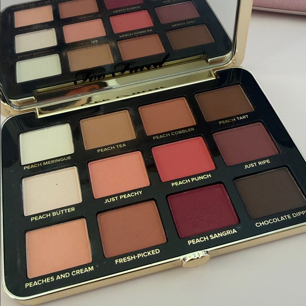 Too Faced Peach Palette — Peach, Pink & Brown Mix